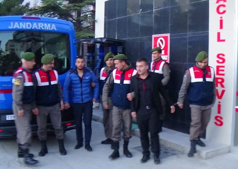 CEZAEVİNDEN FİRAR EDEN MAHKUMLAR YAKALANDI