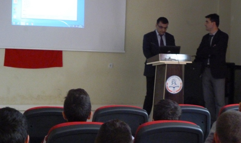 YUNUE EMRE’DE MESLEK TANITIMI YAPILDI
