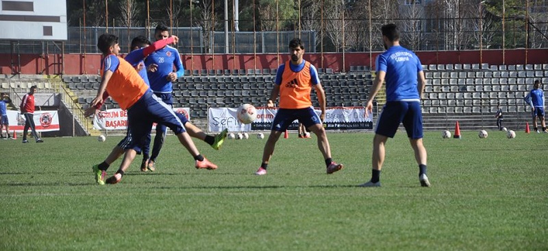 ÇORUM BELEDİYESPOR LİDERLE MAÇA HAZIR