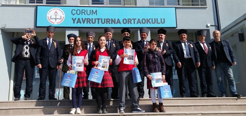 ÇANAKKALE VE ATATÜRK RESİMLERİ ÖDÜLLENDİRİLDİ