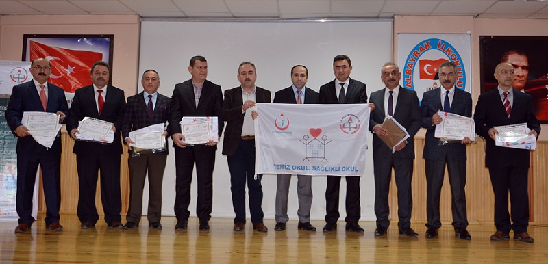BESLENME DOSTU OKULLAR SERTİFİKALARINI ALDI