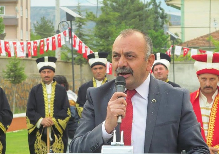 TANER İSBİR BİRLİK VE BERABERLİK MESAJI VERDİ