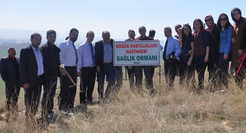 SAĞLIK ÇALIŞANLARINDAN ÖRNEK DAVRANIŞ