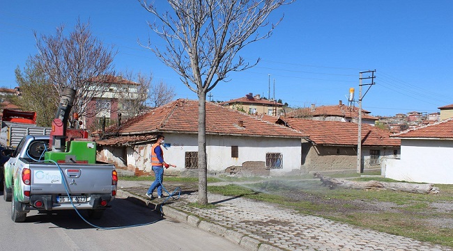 BELEDİYE İLAÇLAMA YAPTI