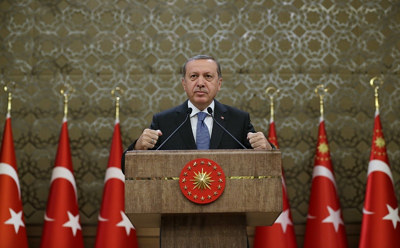 ÇORUMLU MUHTARLAR ERDOĞAN’LA GÖRÜŞTÜ