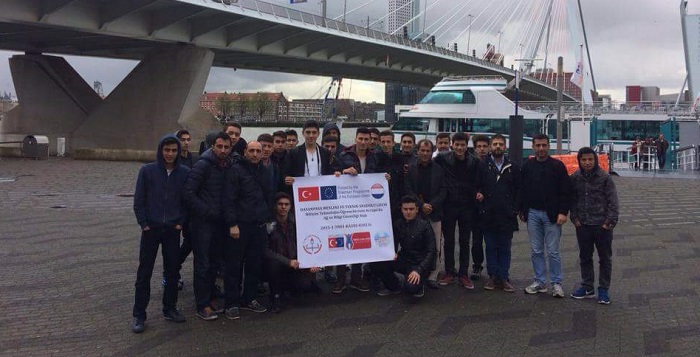 ÇORUMLU ÖĞRENCİLER HOLLANDA’DA STAJ YAPTI
