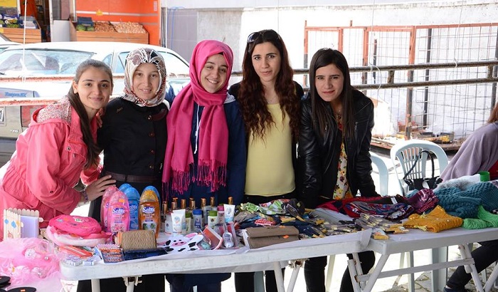 ÜNİVERSİTE ÖĞRENCİLERİNDEN LÖSEV’E DESTEK