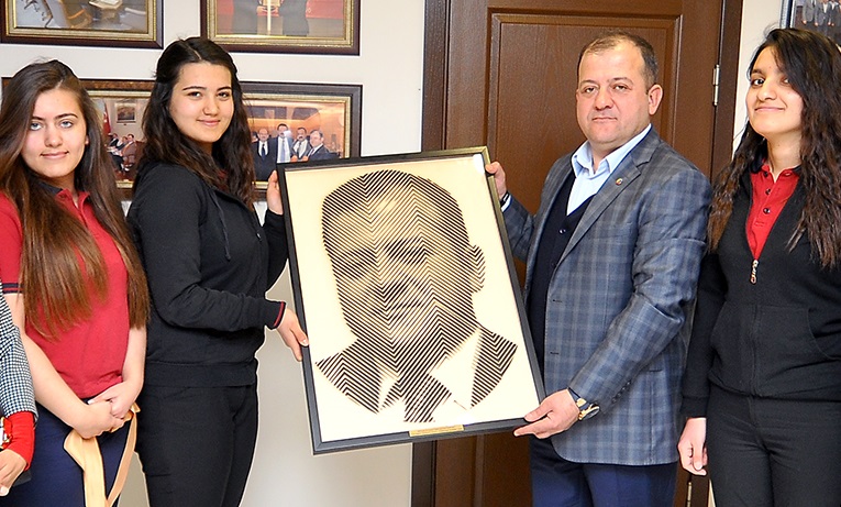 YILIN ADAMINA BÜYÜK SÜRPRİZ