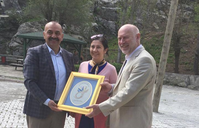 NORVEÇ BÜYÜKELÇİSİ ORTAKÖY’E HAYRAN KALDI