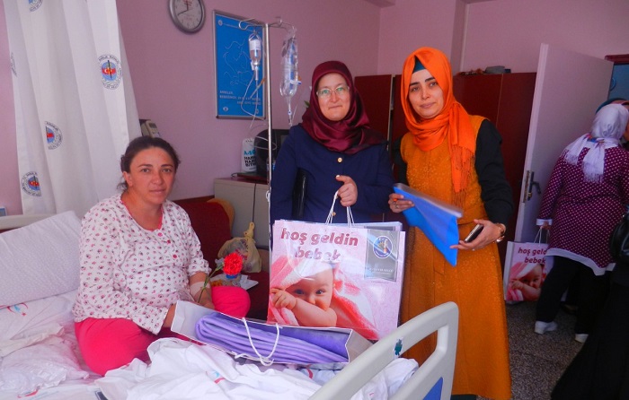 KADIN ÜYELERDEN ‘HOŞGELDİN BEBEK’ ZİYARETİ