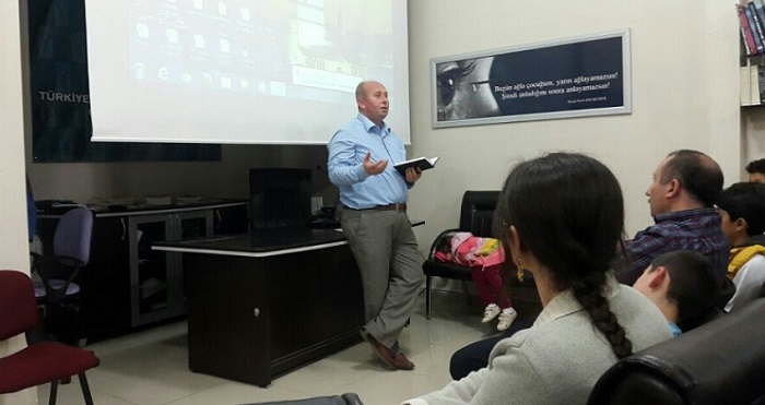 HEPİMİZ KARDEŞÇE YAŞAYABİLİRİZ