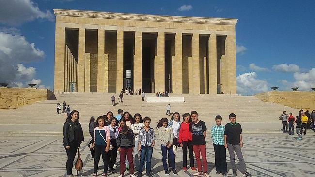ALEMBEYLİ ÖĞRENCİLERİ ANKARA’YI GEZDİ