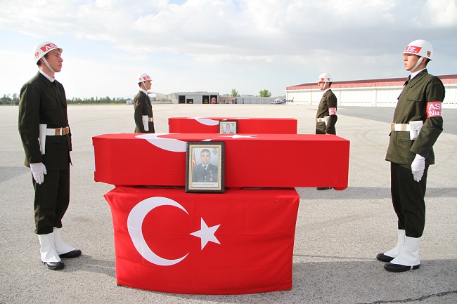 ÇORUM’A İKİ ŞEHİT ATEŞİ BİRDEN DÜŞTÜ