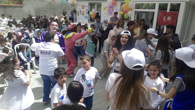 ÖZEL ÖĞRENCİLER GÖNÜLLERİNCE EĞLENDİ