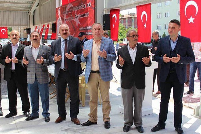 BAŞKAN ŞAHİNER ŞEHİTLER İÇİN MEVLİT OKUTTU
