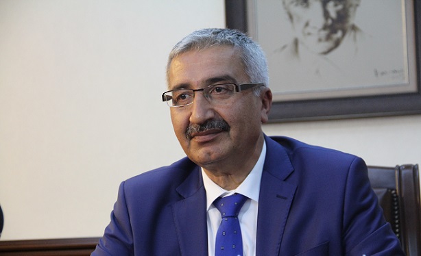 ÇORUM VALİSİ NECMEDDİN KILIÇ GÖREVE BAŞLADI (M. MUTTALİP YALÇIN/ÇORUM-İHA)