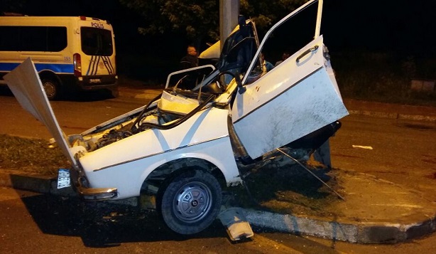 ÇORUM’DA SAHUR VAKTİ FECİ KAZA: 1 ÖLÜ 4 YARALI