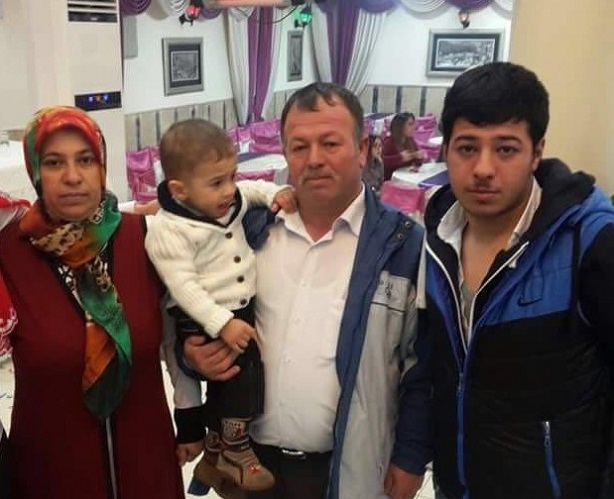 ÇORUM'UN ALACA İLÇESİNDE HAYATINI KAYBEDEN DOĞAN AİLESİNDEN GERİYE FOTOĞRAFLAR KALDI. (M. MUTTALİP YALÇIN/ÇORUM-İHA)