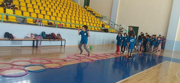 ÖĞRENCİLER SPOR SALONUNA AKIN ETMEYE BAŞLADI (SERKAN ŞANSEVER/ÇORUM-İHA)