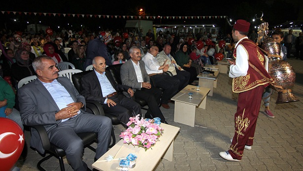 OSMANCIK BELEDİYESİ TARAFINDAN DÜZENLENEN PROGRAMA KATILANLARA ŞERBET DAĞITILDI (İSMAİL KABAKDERE/ÇORUM-İHA)