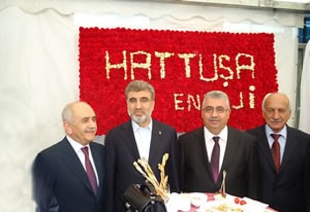 ÇEDAŞ ÇATISI ALTINDA, SÜRMELİGAZ VE KARGAZ GRUP ŞİRKETLERİYLE BİRLİKTE ÇORUM-YOZGAT-KARABÜK-KASTAMONU VE ÇANKIRI İLLERİ İLE BAĞLI 11 İLÇE VE 2 BELDEDE DOĞALGAZ DAĞITIM FAALİYETLERİNİ SÜRDÜREN ÇORUM'UN BAŞARILI ŞİRKETLERİNDEN ÇORUMGAZ A.Ş., BÖLGESİNDE BULUNAN 1 MİLYON 100 BİN KİŞİYE DOĞALGAZ DAĞITIM HİZMETİ SUNARAK ÇORUM'UN VE TÜRKİYE'NİN YÜKSELEN DEĞERİ OLDU. (M. MUTTALİP YALÇIN/ÇORUM-İHA)