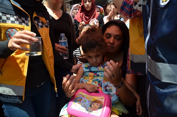 MARDİN'İN DERİK İLÇESİNDE OPERASYON SIRASINDA TERÖR ÖRGÜTÜ PKK İLE GİRİLEN ÇATIŞMADA ŞEHİT OLAN JANDARMA ASTSUBAY ÜSTÇAVUŞ MUSTAFA AYNA, ÇORUM’UN OSMANCIK İLÇESİNDE SON YOLCULUĞUNA UĞURLANIYOR. (İSMAİL KABAKDERE/ÇORUM-İHA)