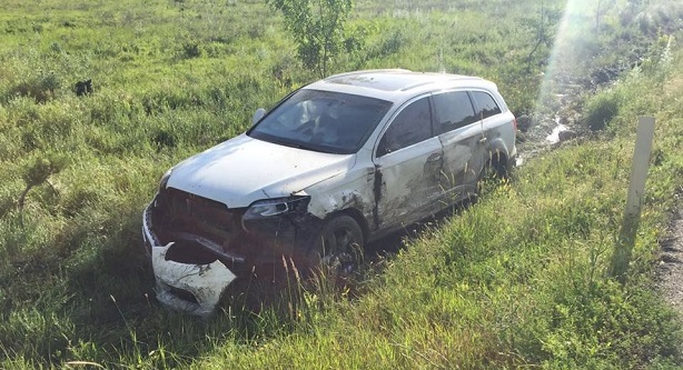 OTOMOBİL ŞARAMPOLE DEVRİLDİ: 1 YARALI