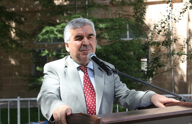GEL BU YAZ KUR’AN-I GÖNLÜNE YAZ