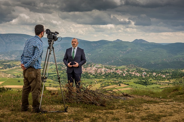 ÇORUM’UN TARİHİ İLÇESİNDE BELGESEL ÇEKİLİYOR