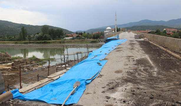 KORKULUKLARIN KEPÇE İLE SÖKÜLDÜĞÜ İDDİASI (İSMAİL KABAKDERE/ÇORUM-İHA)