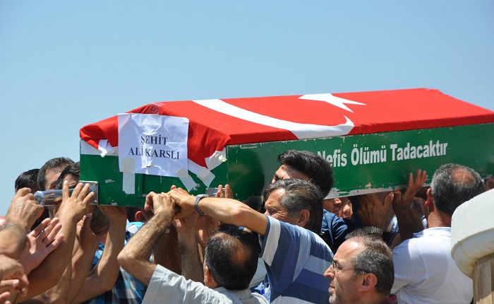 ÇORUM’UN DEMOKRASİ ŞEHİTLERİ UĞURLANDI