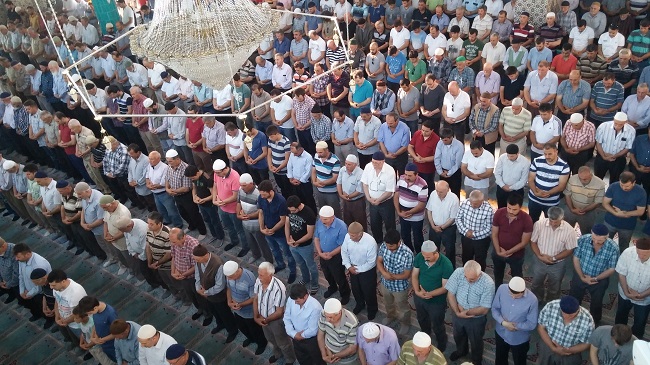 GIYABİ CENAZE NAMAZINA TÜM OSMANCIKLI KATILDI. (İSMAİL KABAKDERE/ÇORUM-İHA)