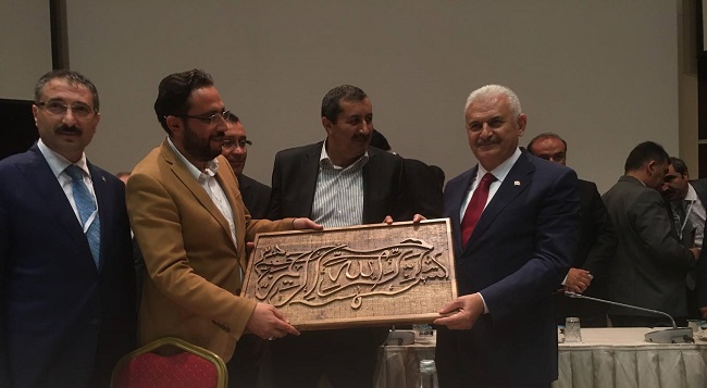 BAŞBAKAN’A ÇORUM’DAN ANLAMLI HEDİYE