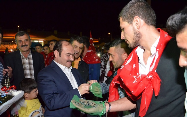 ÇORUMLU MEHMETÇİKLER ASKERE GİDİYOR