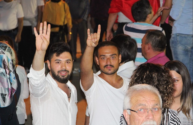 ÇORUM'DA DARBE GİRİŞİMİNE TEPKİLER SÜRÜYOR (M. MUTTALİP YALÇIN/ÇORUM-İHA)