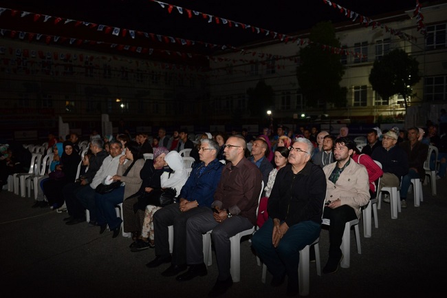 ÇORUMLULAR YAZ SİNEMASINI SEVDİ