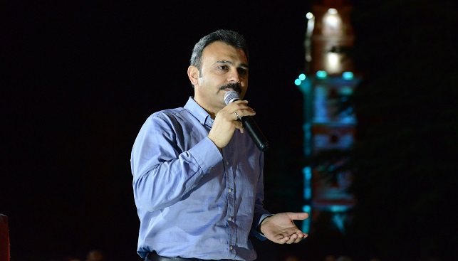 ÇORUM BELEDİYE BAŞKANI MUZAFFER KÜLCÜ, 15 TEMMUZ'UN SADECE BİR DARBE TEŞEBÜSÜ DEĞİL, AYNI ZAMANDA TÜRKİYE'Yİ İŞGAL GİRİŞİMİ OLDUĞUNU SÖYLEDİ (M. MUTTALİP YALÇIN/ÇORUM-İHA)