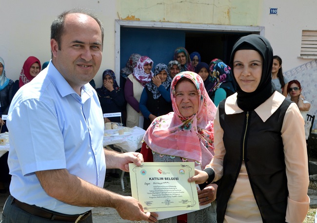 ÇORUM GIDA TARIM VE HAYVANCILIK İL MÜDÜRÜ ERKAN ELFAZ ERMİŞ, ÜRETİM TESİSİ KURULMASI İÇİN ÇALIŞMALARA BAŞLANDIĞINI SÖYLEDİ (M. MUTTALİP YALÇIN/ÇORUM-İHA)