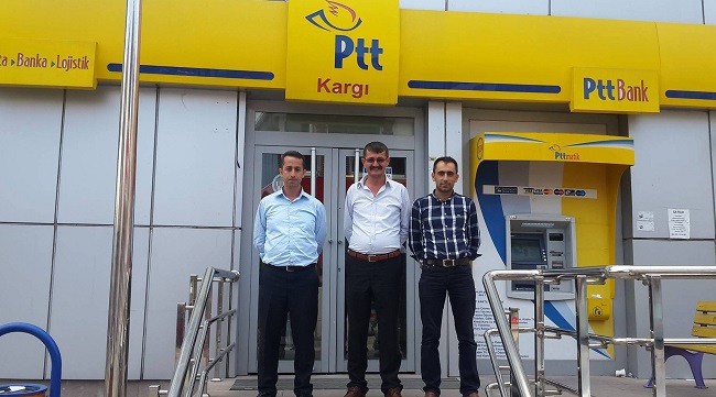 ÇORUM’UN KARGI İLÇESİNDE, 3 KİŞİ PTT GÖREVLİLERİNİN DİKKATİ SAYESİNDE DOLANDIRILMAKTAN SON ANDA KURTULDU. (TURAN OZAN ACAR/ÇORUM-İHA)