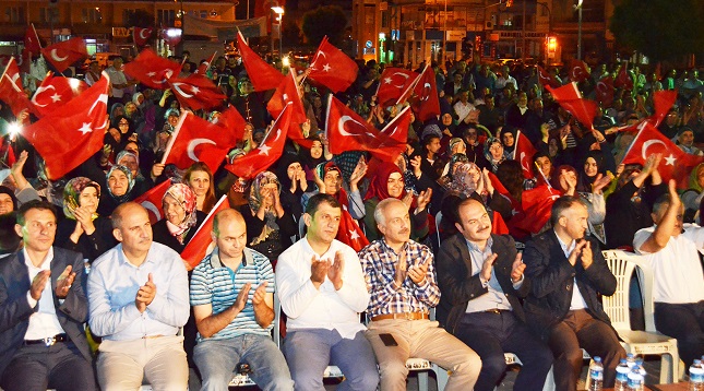 ALACA’DA DEMOKRASİ NÖBETİ SÜRÜYOR