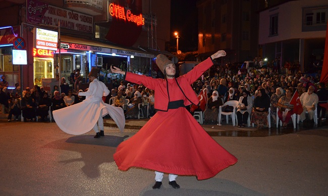 ÇORUM'UN KARGI İLÇESİNDE HALKIN DEMOKRASİ NÖBETİ SÜRÜYOR (TURAN OZAN ACAR/ÇORUM-İHA) (TURAN OZAN ACAR/ÇORUM-İHA)