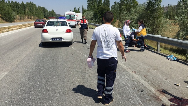 ÇORUM’UN SUNGURLU İLÇESİNDE MEYDANA GELEN TRAFİK KAZASINDA 2 KİŞİ HAYATINI KAYBETTİ, 2 KİŞİ YARALANDI. (SERKAN ŞANSEVER/ÇORUM-İHA)