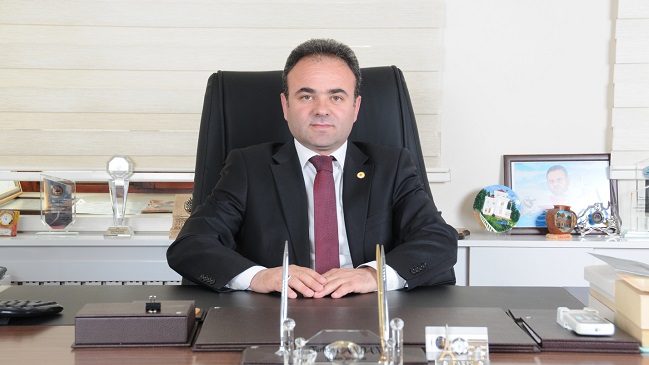 turhan_candan