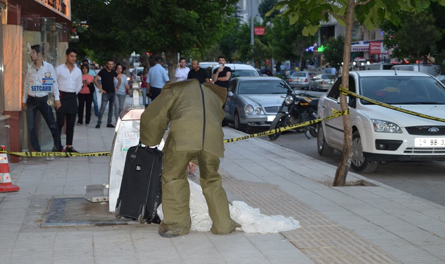 ÇORUM’DA ŞÜPHELİ VALİZDEN PERDE ÇIKTI