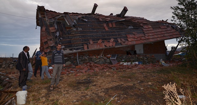 FIRTINANIN MADDİ ZARARI BÜYÜK OLDU