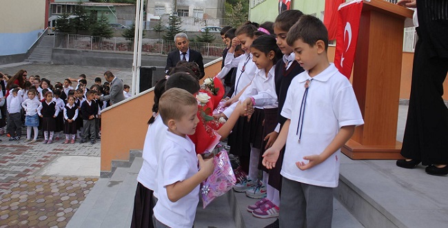 İLKÖĞRETİM HAFTASINI KUTLADILAR