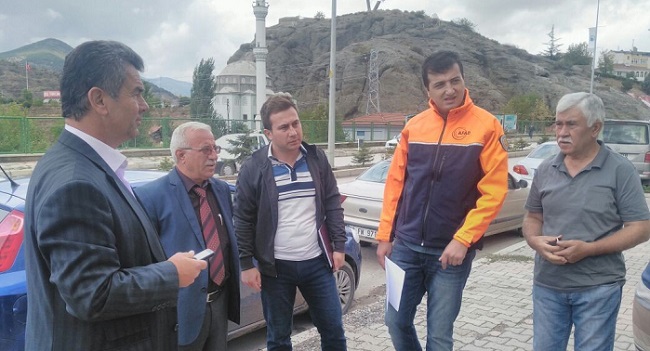 ÇORUM'UN İSKİLİP İLÇESİNDEKİ FIRTANINAN ARDINDAN AÇIKLAMA YAPAN BELEDİYE BAŞKANI RECEP ÇATMA "EN BÜYÜK TESELLİMİZ HERHANGİ BİN CAN KAYBININ OLMAMASI" DEDİ (M. MUTTALİP YALÇIN/ÇORUM-İHA)