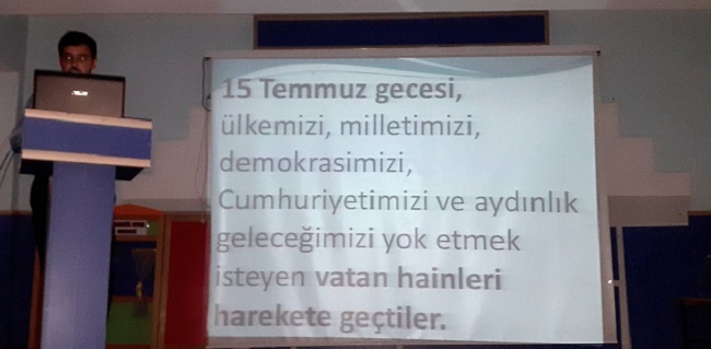 ÇORUM'UN KARGI İLÇESİNDE METEM TARAFINDAN ÖĞRENCİLERE 15 TEMMUZ HAKKINDA SUNUM YAPILDI (TURAN OZAN ACAR/ÇORUM-İHA) (TURAN OZAN ACAR/ÇORUM-İHA)