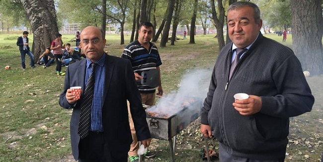 KARGI FEN LİSESİ TARAFINDAN OKULA YENİ KAYIT OLAN ÖĞRENCİLERE HOŞ GELDİN PİKNİĞİ DÜZENLENDİ (TURAN OZAN ACAR/ÇORUM-İHA) (TURAN OZAN ACAR/ÇORUM-İHA)