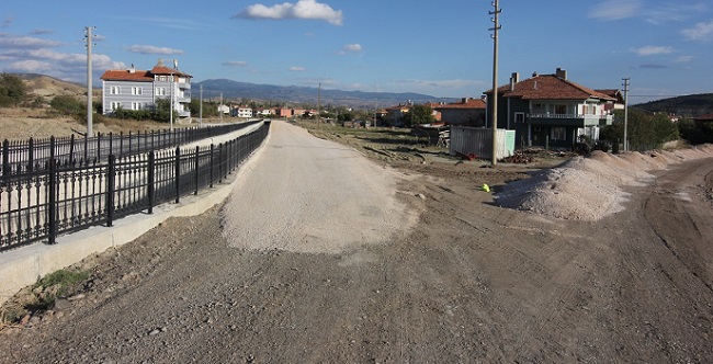 OSMANCIK’TA YENİ CADDELER ASFALTLANDI